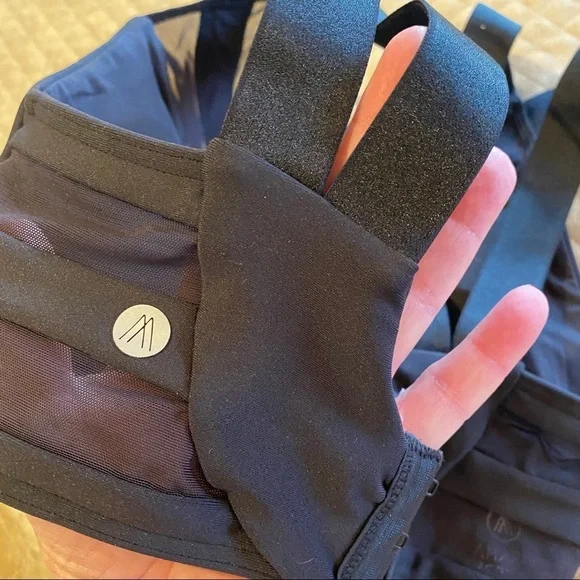 NWT Amari Active Blush Sports Bra size XS - Picture 6 of 9